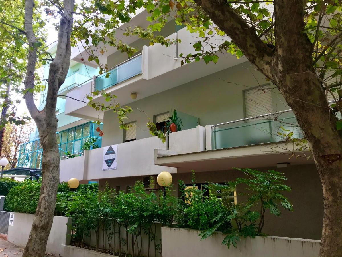 Battigia Rimini - Appartamenti Vacanze Екстериор снимка