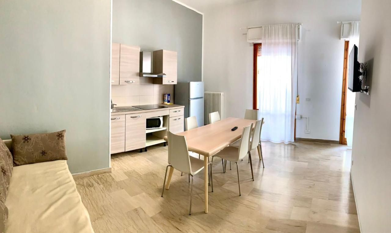 Battigia Rimini - Appartamenti Vacanze Екстериор снимка